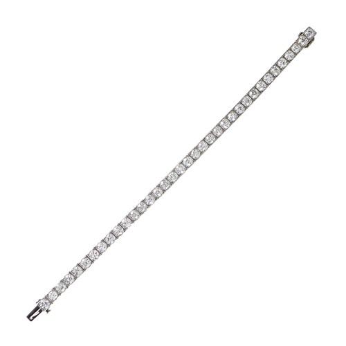 Art Deco diamond line bracelet, with thirty-six old European brilliant cut diamonds, approximately 11cts in all,